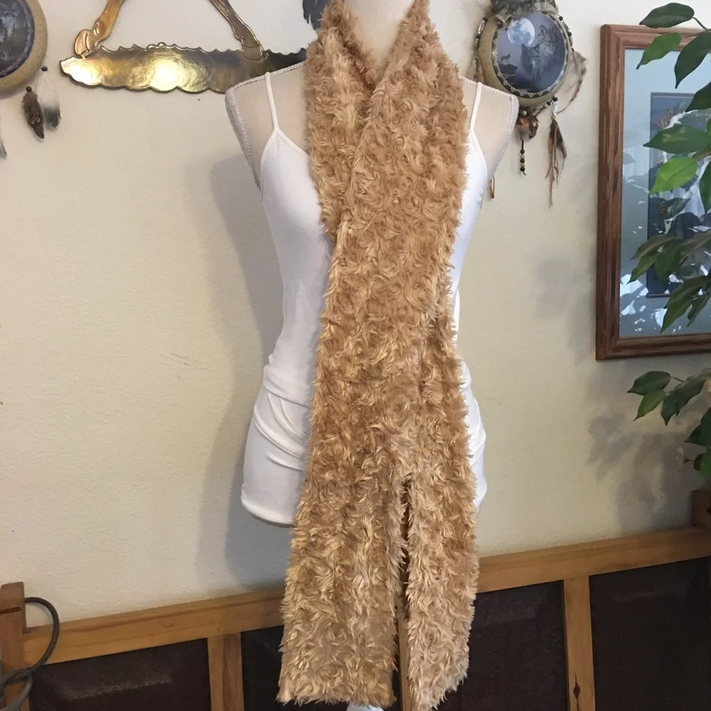 Gorgeous golden faux fur scarf wrap 5”x74”